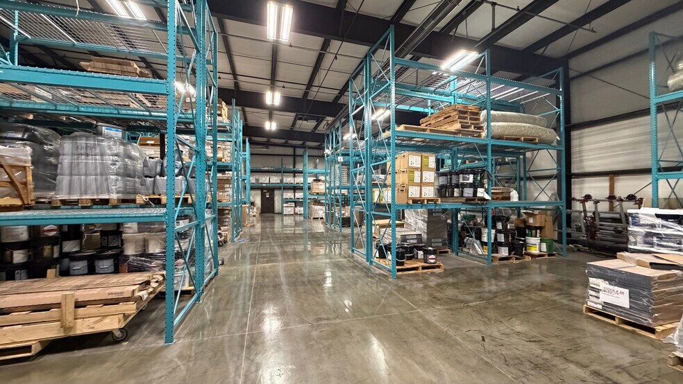 More Photos Of 5201 S 19th St, Lincoln Warehouse For Sale