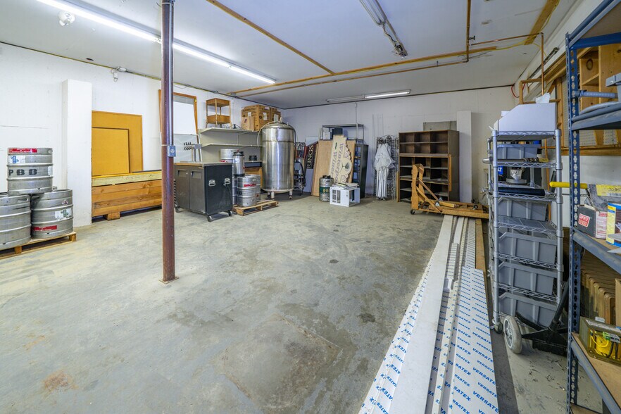 More Photos Of 279 S Main St, Winterport Winery Vineyard For Sale
