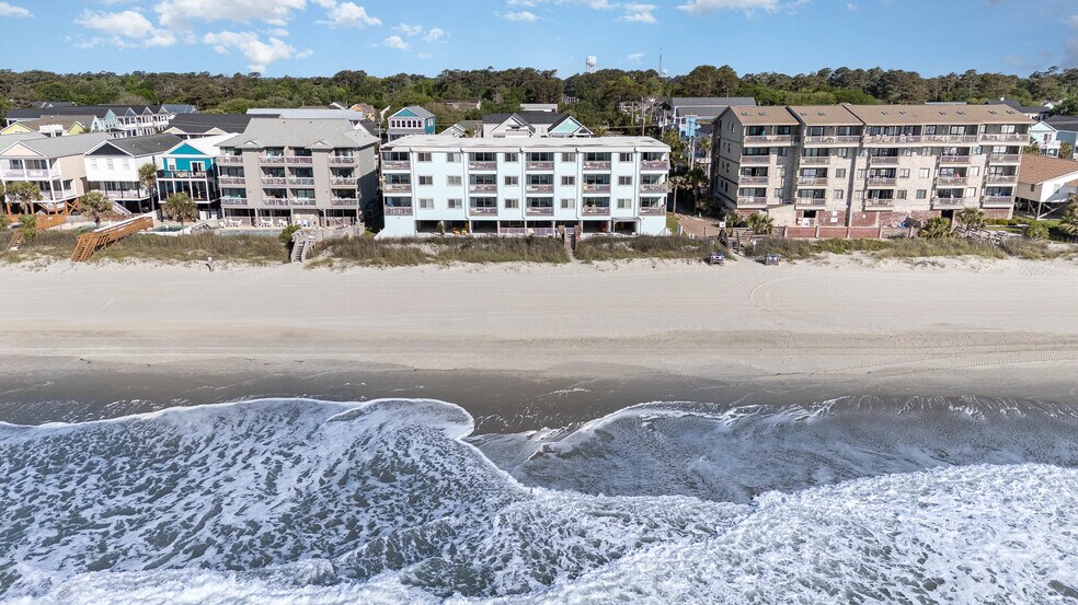 More Photos Of 1011 S Ocean Blvd, Surfside Beach Hotel For Sale