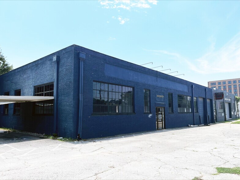 Primary Photo Of 3030 Canton St, Dallas Flex For Lease