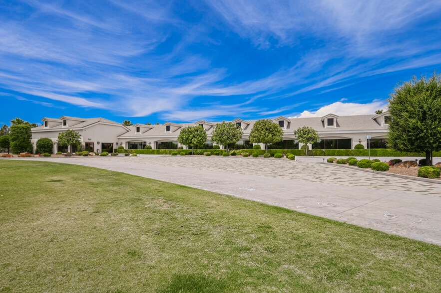 More Photos Of 6629 S Pecos Rd, Las Vegas Horse Stables For Sale