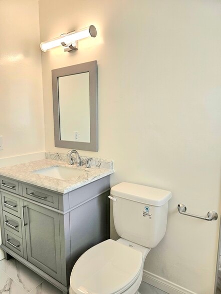 More Photos Of 1830 Greenfield Ave, Los Angeles Apartments For Sale