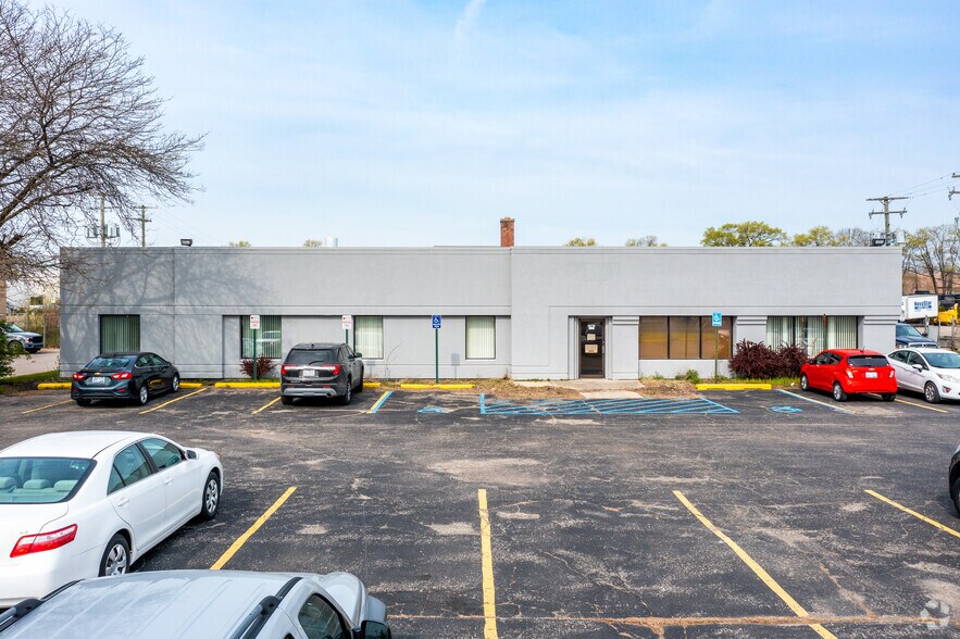 More Photos Of 12801 Newburgh Rd, Livonia Light Manufacturing For Lease