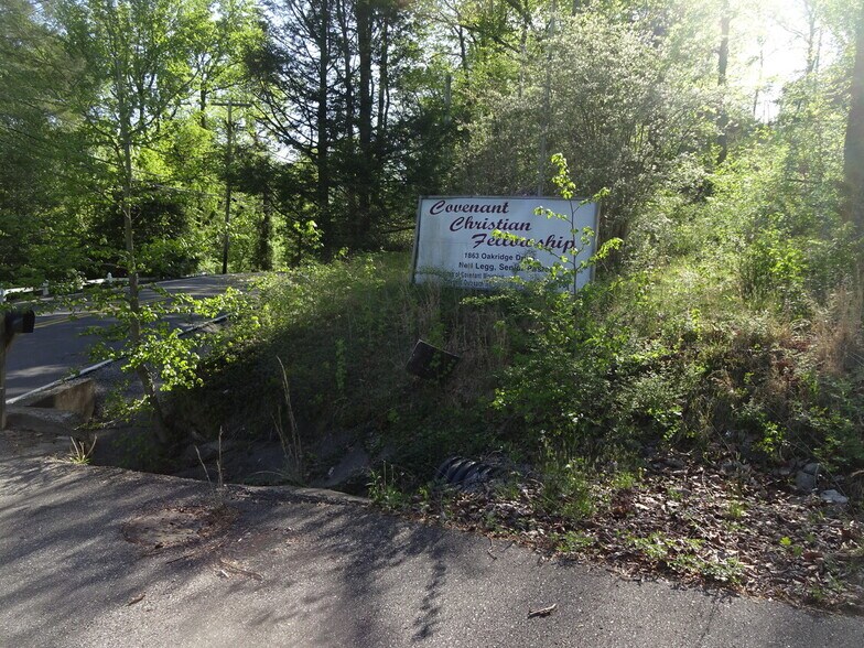 More Photos Of 1863 Oakridge Dr, Charleston Land For Sale