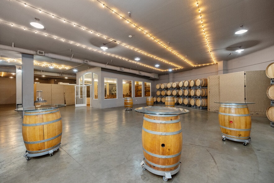 More Photos Of 40620 Calle Contento, Temecula Winery Vineyard For Sale