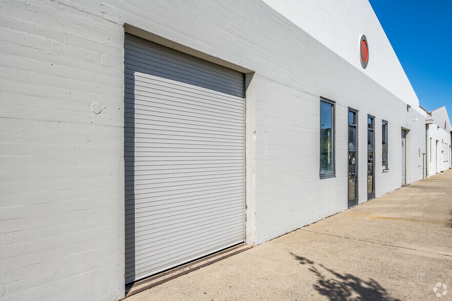 More Photos Of 5012-5116 Dudley Blvd, Mcclellan Flex For Lease