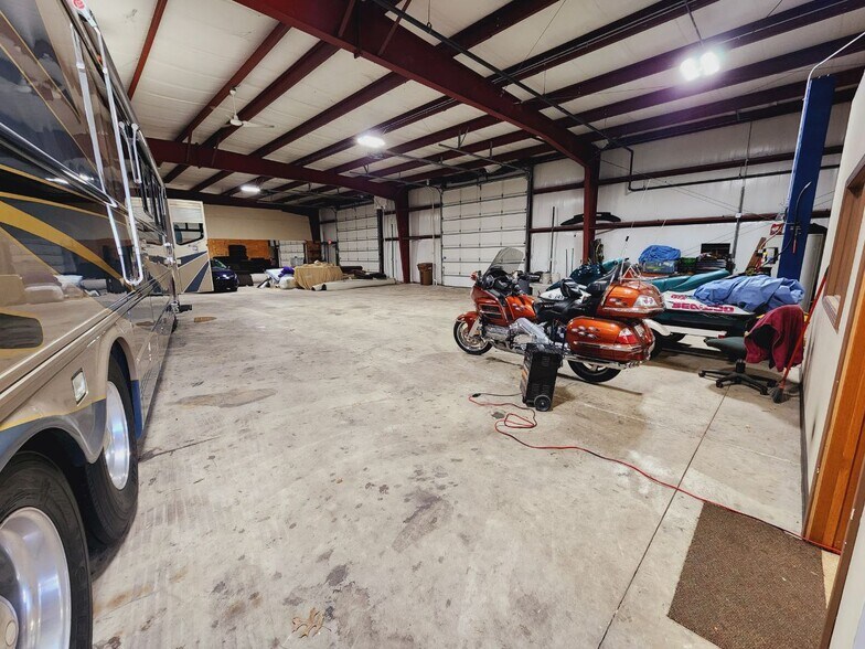 More Photos Of 23040 W Eames St, Channahon Industrial For Sale