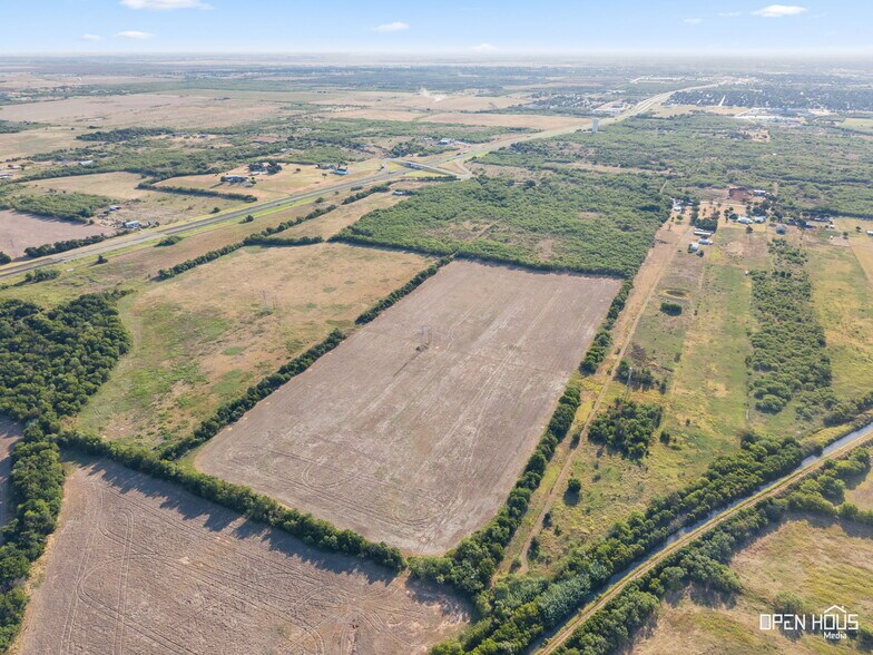 More Photos Of 2564 Wellington Lane, Wichita Falls Land For Sale