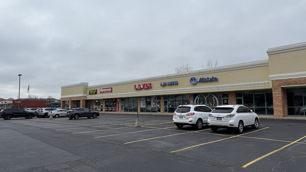More Photos Of 1103-1149 Essington Rd, Joliet General Retail For Sale