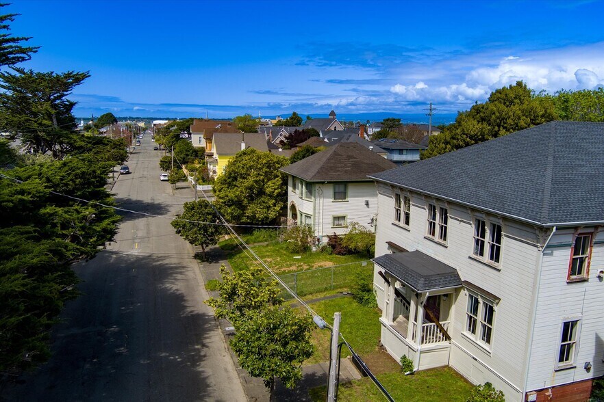 More Photos Of 1625 G St, Eureka Multifamily For Sale