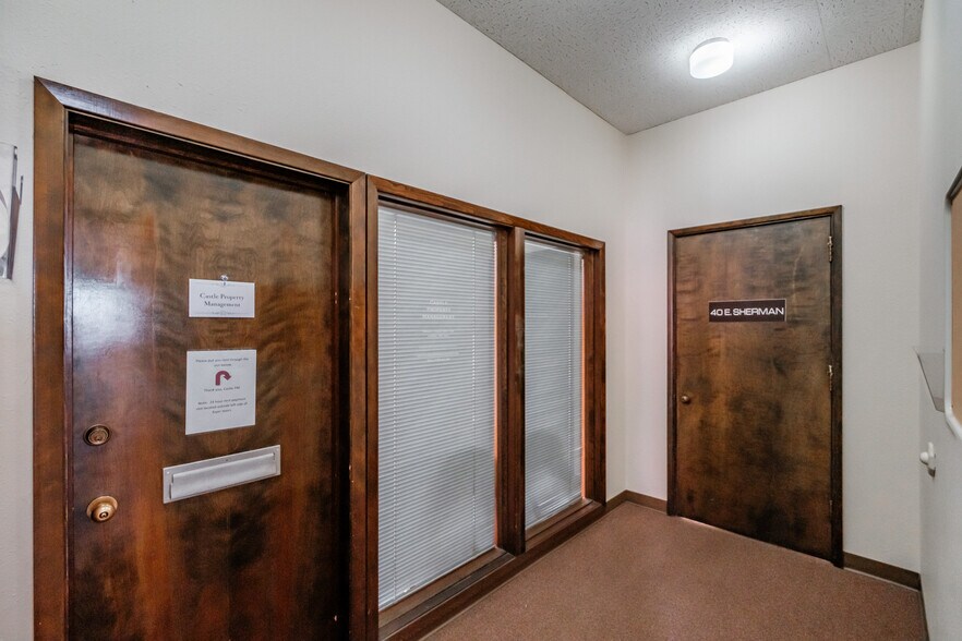 More Photos Of 707 S Main St, Lebanon Office For Lease