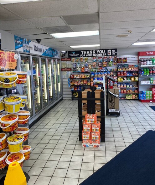 More Photos Of 1700 Ford Ln, Saint Charles Carwash For Sale