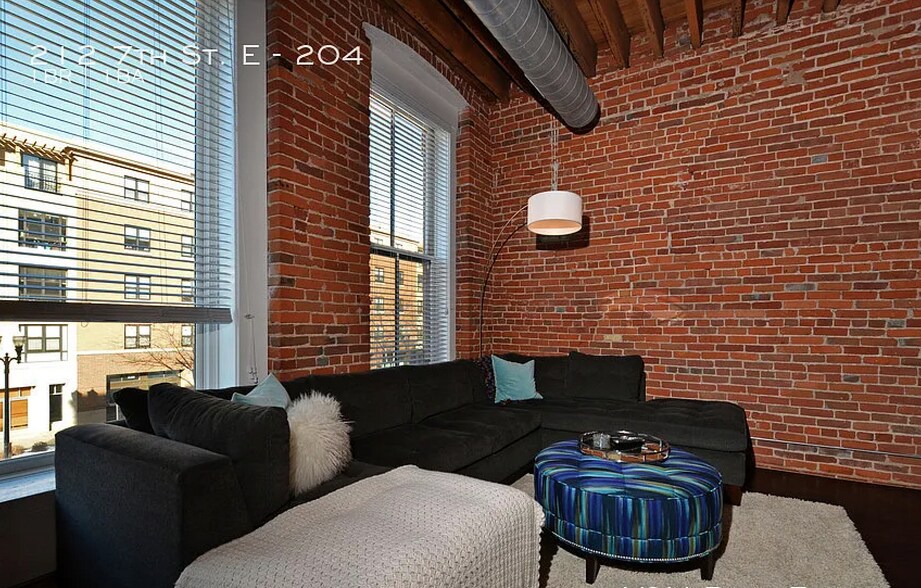 More Photos Of 212 7th St E, Saint Paul Apartments For Sale