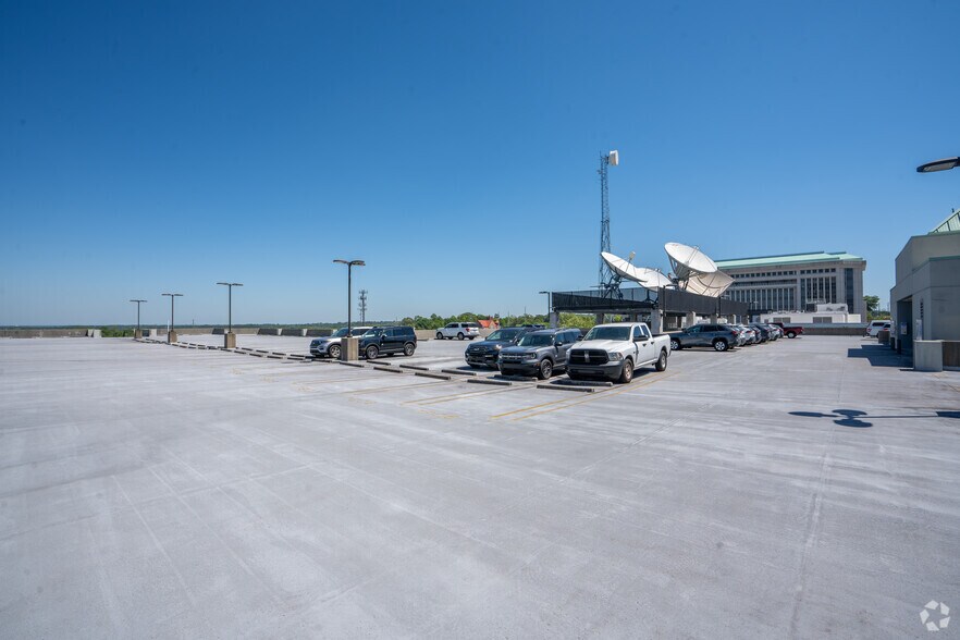 More Photos Of 445 Dexter Ave, Montgomery Coworking Space