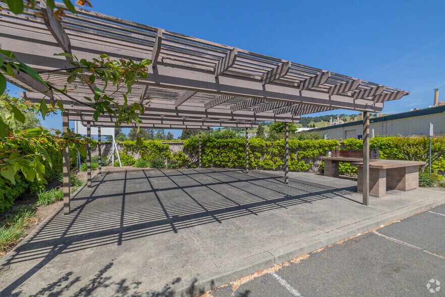 More Photos Of 135 Camino Dorado, Napa Office For Sale