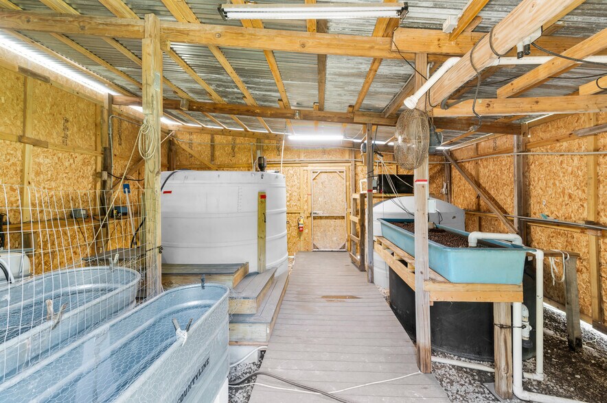 More Photos Of 6901 Hendry Creek Dr, Fort Myers Specialty For Sale