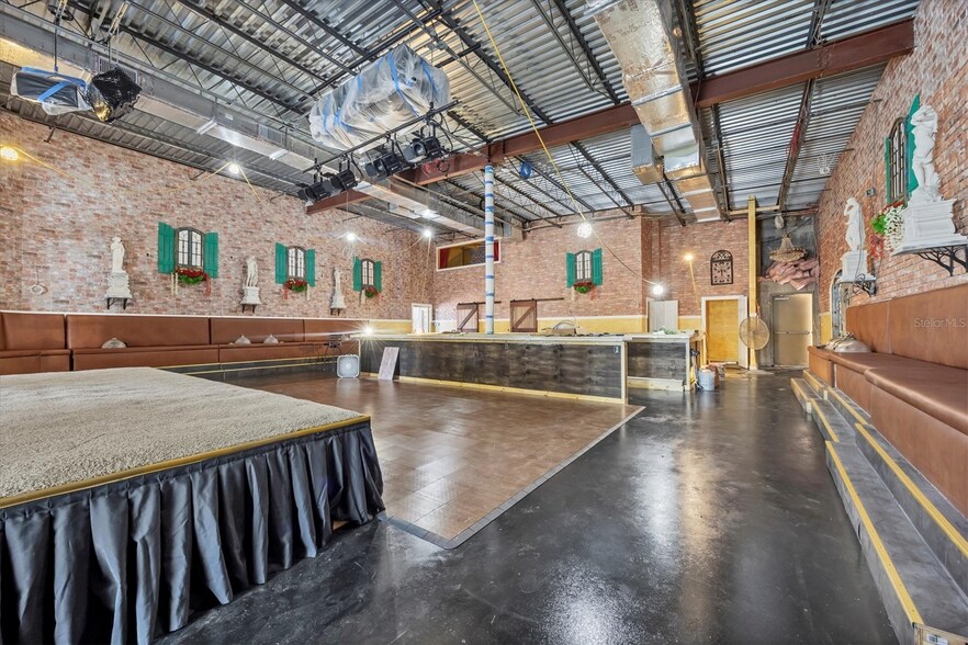 More Photos Of N TAMIAMI TRL NOKOMIS FL 34275, Nokomis General Retail For Sale