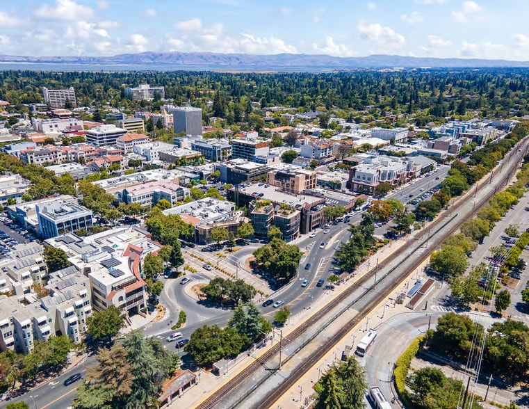 More Photos Of 102 University Ave, Palo Alto Unknown For Lease