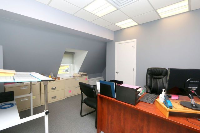 More Photos Of 2 Stowe Rd, Peekskill Office For Sale