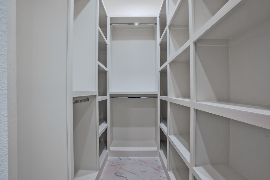 More Photos Of 4322 Roseland Ave, Dallas Apartments For Sale