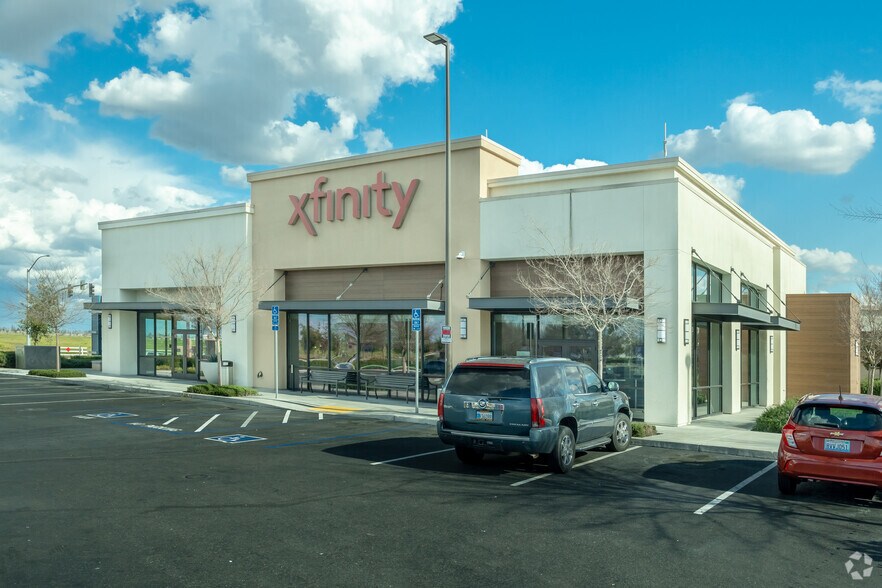 More Photos Of Interstate 5 & Beach Lake Rd, Sacramento Unknown For Lease