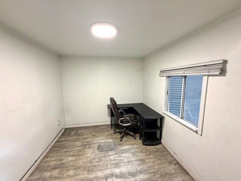More Photos Of 1430 Yosemite Ave, San Francisco Warehouse For Sale