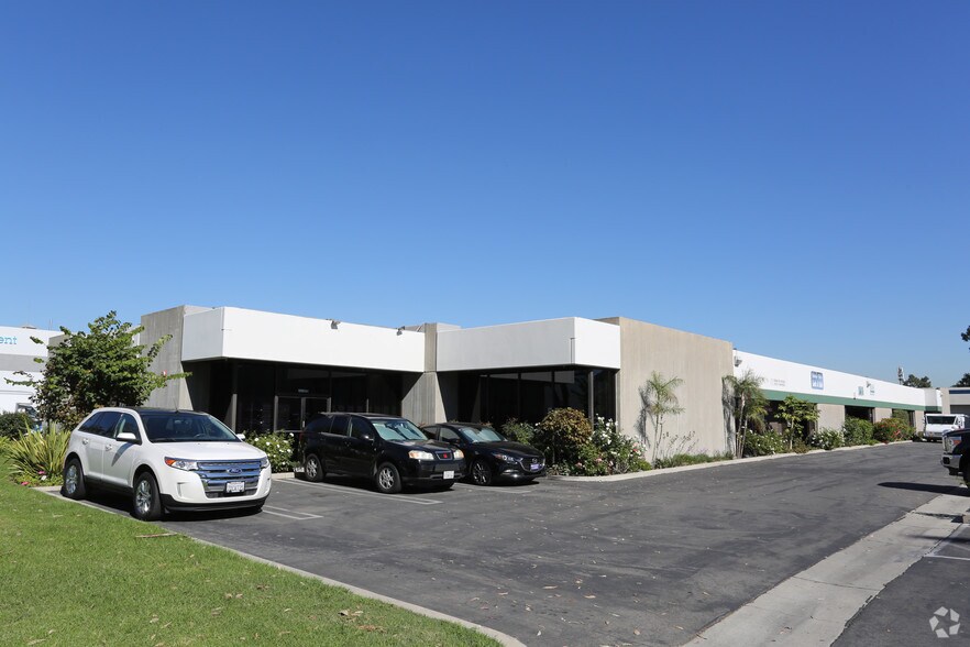 Primary Photo Of 15102 Bolsa Chica St, Huntington Beach Light Manufacturing For Lease