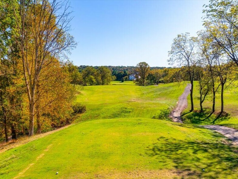 More Photos Of 1900 River Downs Dr, Finksburg Golf Course Driving Range For Sale