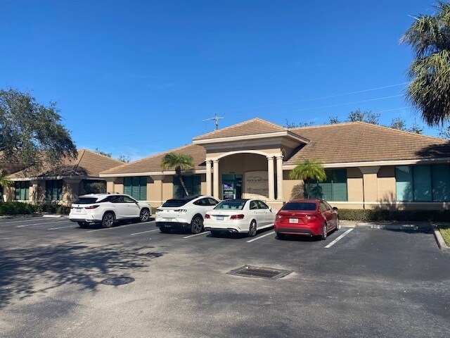 Primary Photo Of 5691-5695 Naples Blvd, Naples Medical For Sale