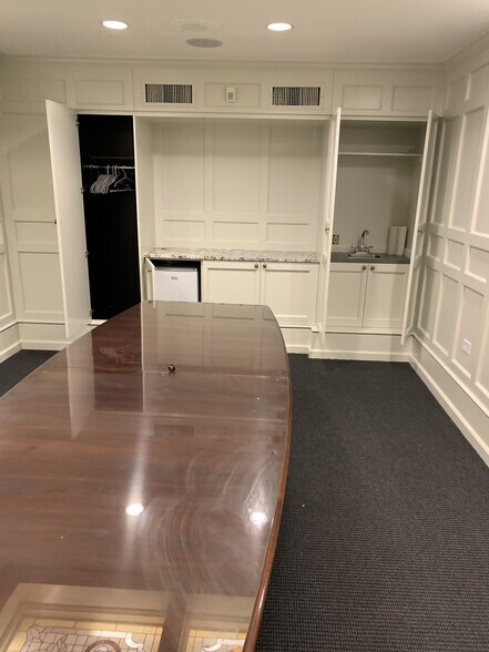 More Photos Of 730 17th St, Denver Office For Sale