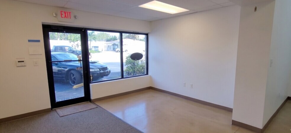 More Photos Of 1901 S Federal Hwy, Fort Lauderdale Storefront Retail Office For Sale