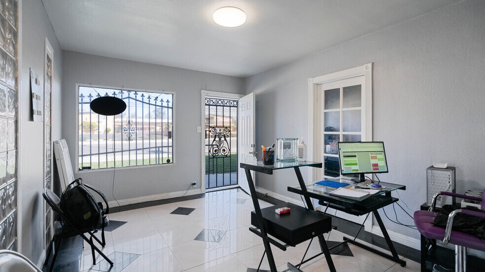 More Photos Of 16379 Foothill Blvd, Fontana Loft Creative Space For Sale