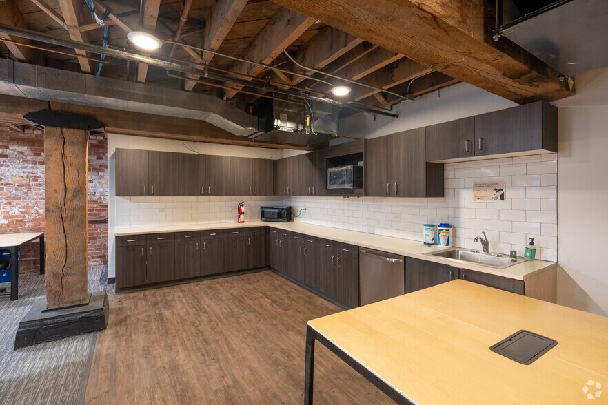 More Photos Of 1123 Auraria Pky, Denver Office For Lease