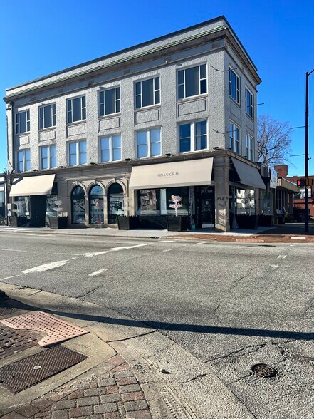 More Photos Of 201 N Main St, High Point Storefront Retail Office For Sale