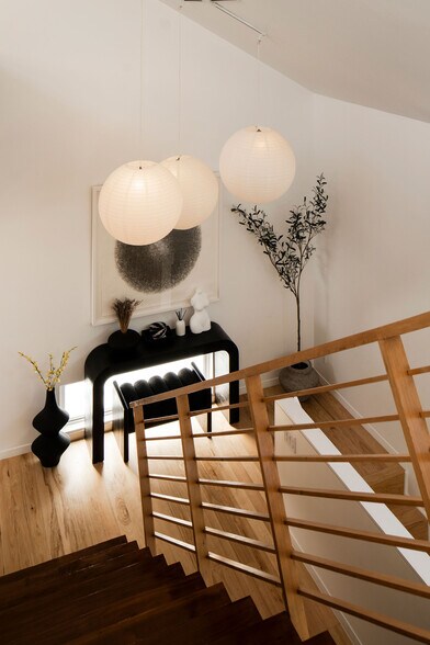 More Photos Of 608 Westminster Ave, Venice Apartments For Sale