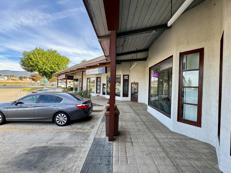 More Photos Of 4651 E Holt Blvd, Montclair Freestanding For Sale