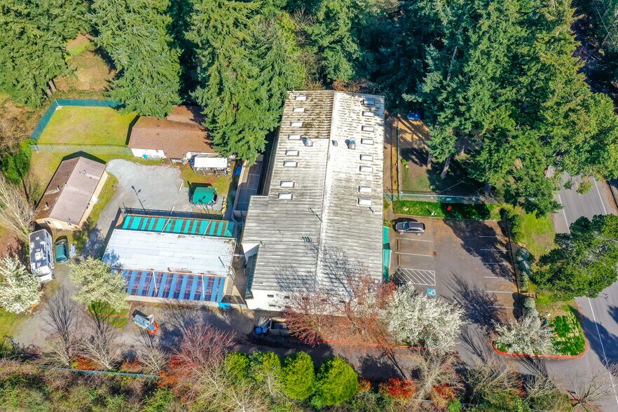 More Photos Of 2040 S 142nd St, Seatac General Retail For Sale