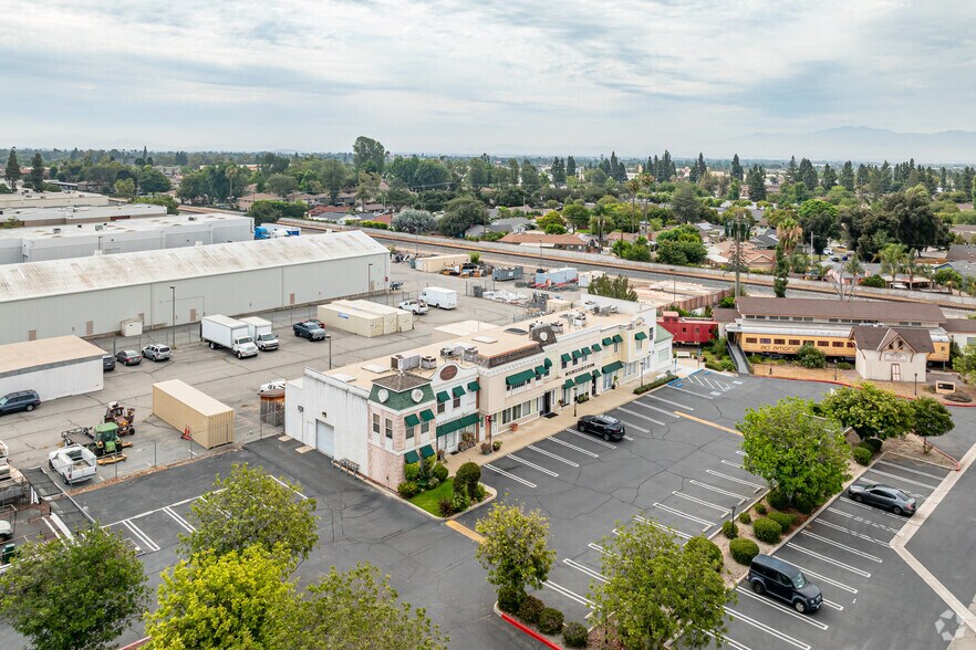 More Photos Of 1450-1470 W 9th St, Upland Loft Creative Space For Lease