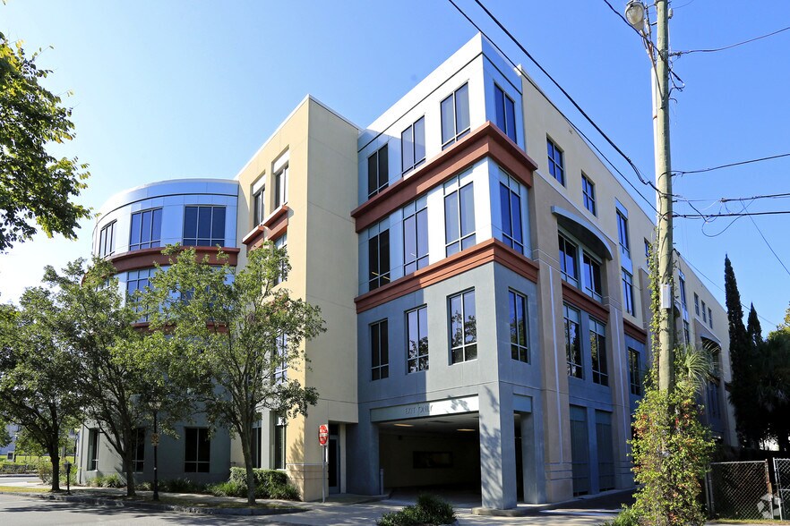 More Photos Of 100 Calhoun St, Charleston Office For Lease