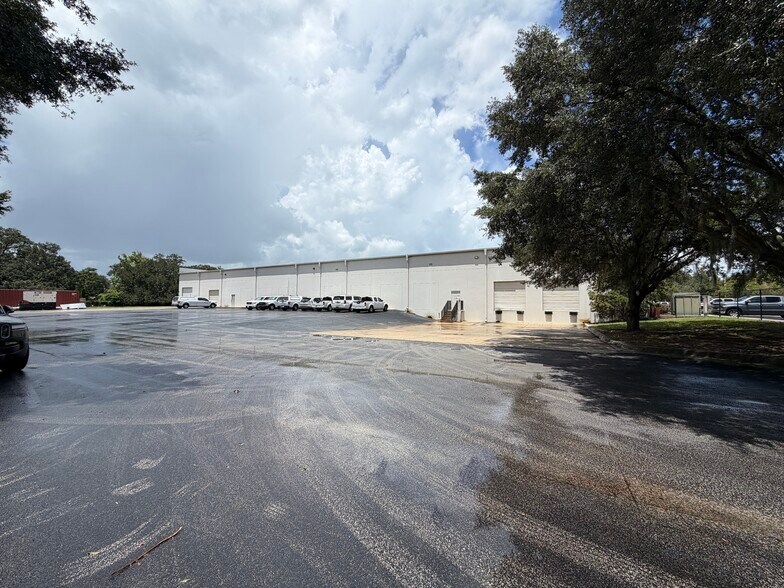 More Photos Of 4245 S Pipkin Rd, Lakeland Warehouse For Sale