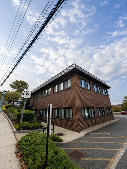More Photos Of 615 Broadway, Hastings-on-Hudson Office For Lease