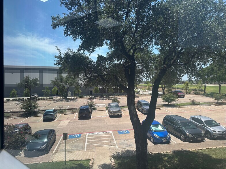 More Photos Of 4320 N Belt Line Rd, Irving Office For Lease