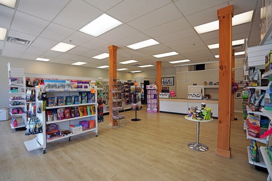 More Photos Of 80 S Main St, Concord Freestanding For Lease