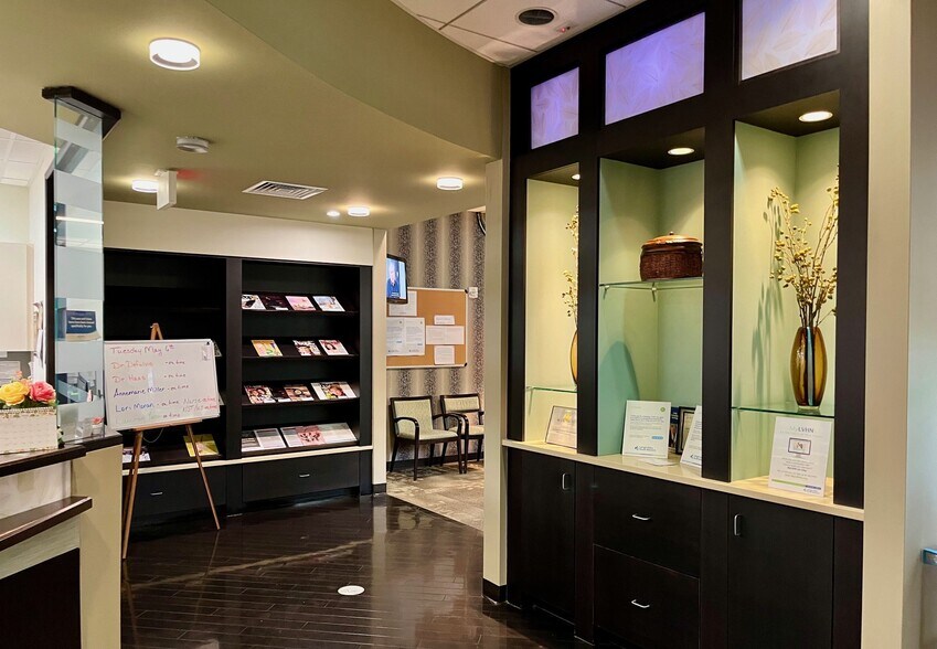 More Photos Of 1665 Valley Center Pky, Bethlehem Medical For Lease