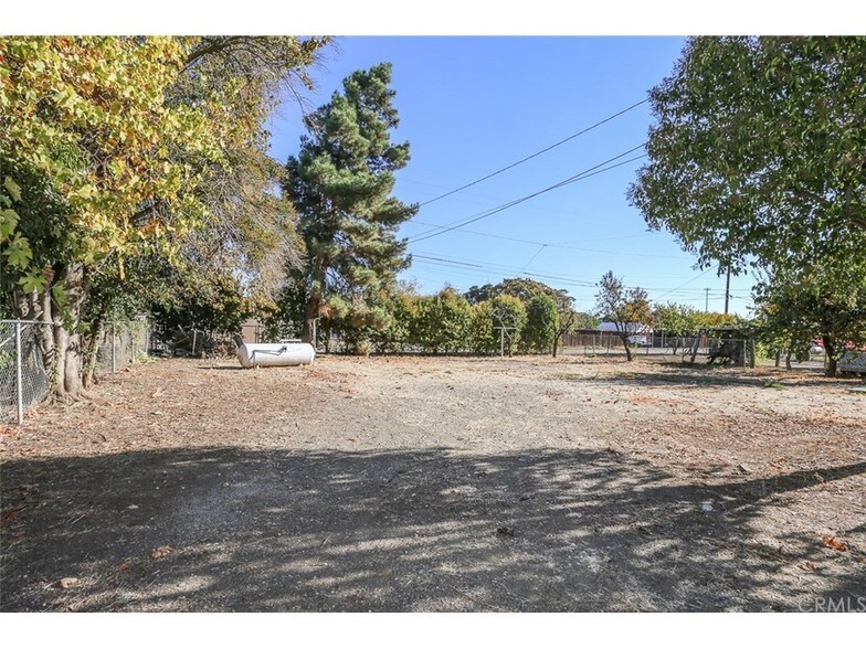 More Photos Of 3882 Washington Ave, Le Grand Apartments For Sale