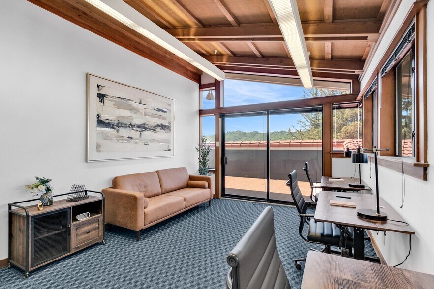More Photos Of 851 Irwin St, San Rafael Office For Sale