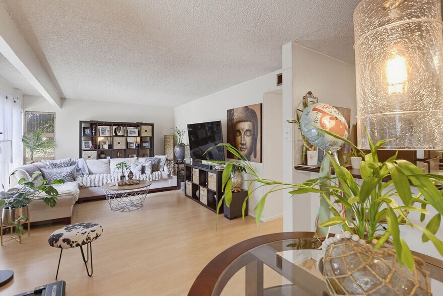More Photos Of 6 Lorton Ave, Burlingame Apartments For Sale
