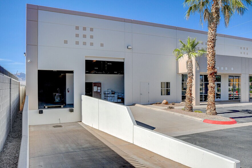 More Photos Of 200 Sunpac Ave, Henderson Warehouse For Sale