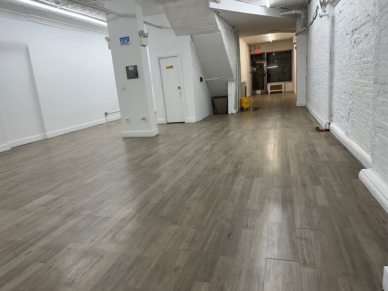 More Photos Of 93 Allen St, New York Apartments For Lease