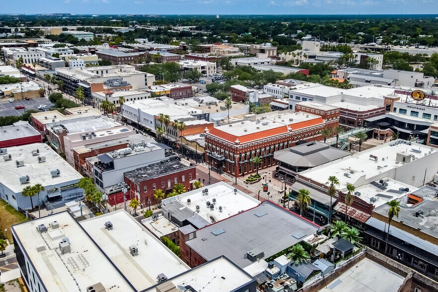More Photos Of 1609 7th Ave, Ybor City Bar For Lease